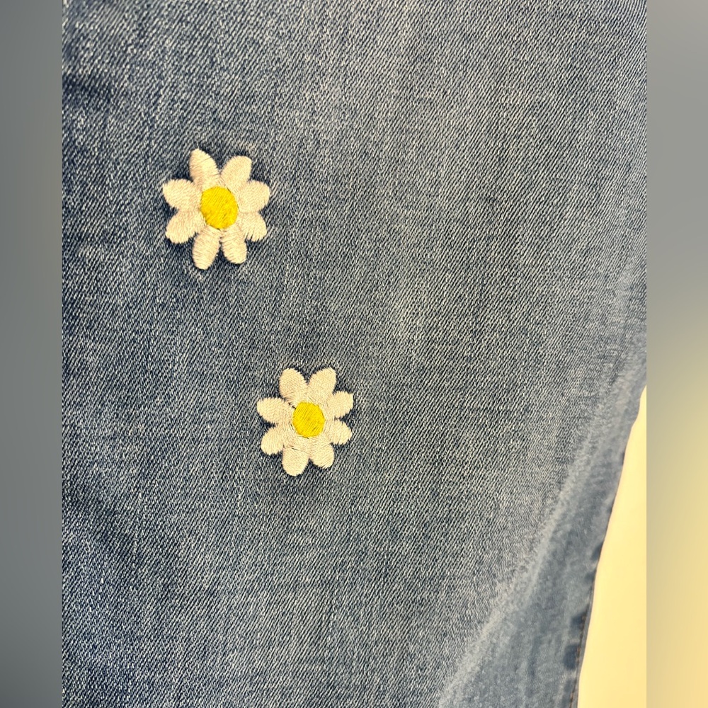 J. Crew Slim Boyfriend Jeans Size 27 Daisy Embroidery - Picture 5 of 15